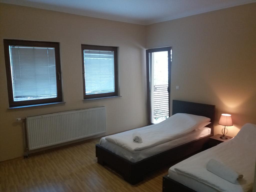 Hotel Vila Hayat Сараево Экстерьер фото