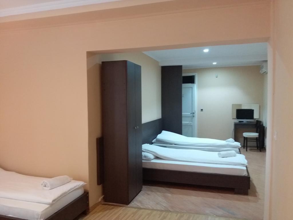 Hotel Vila Hayat Сараево Номер фото