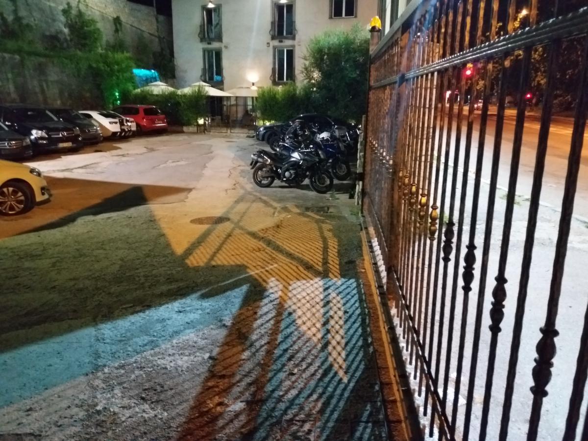 Hotel Vila Hayat Сараево Экстерьер фото